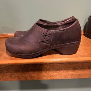 Dansko Women's Clog Brown